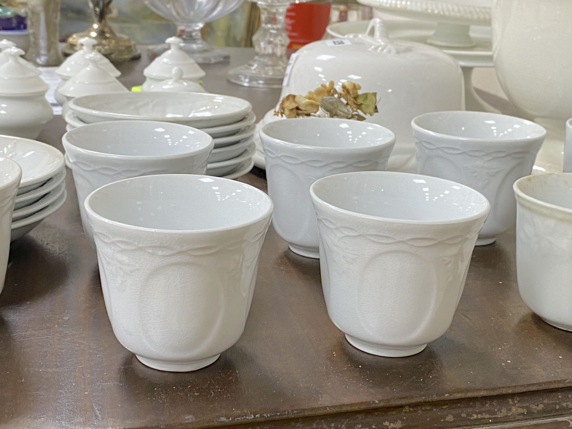 A mixed quantity of white glazed porcelain